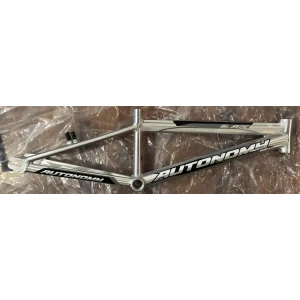 Cadre Bmx Race AUTONOMY Blade Pro Argent 3 Cadre Bmx Race AUTONOMY Blade Pro Argent