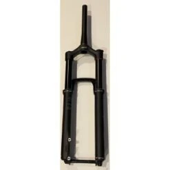 Rock-shox Fourche ROCKSHOX Revelation RC 27.5" 150mm Boost 15x110mm -Magasin De Sport De Vélo fourche rockshox revelation rc 275 150mm boost 15x110mm 1 2