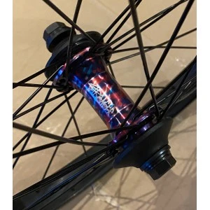 Roue Avant Bmx Custom KINK ATLAS 2 + STRANGER BALLAST Tie Dye 20" Street Park 6 Roue Avant Bmx Custom KINK ATLAS 2 + STRANGER BALLAST Tie Dye 20" Street Park – Image 4